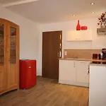Alter Posthof 아파트 *