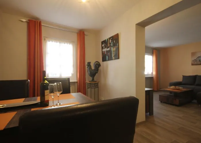 Alter Posthof Apartment *